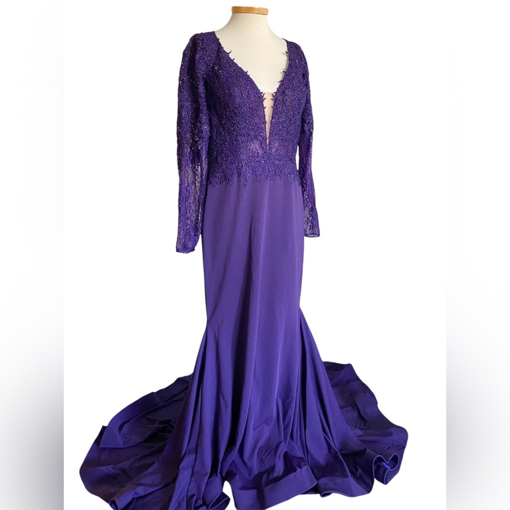 Mori Lee Madeline Gardner Gown Dress Sz 14 Purple Long Sleeve Sequins Lace Gala - Picture 16 of 16